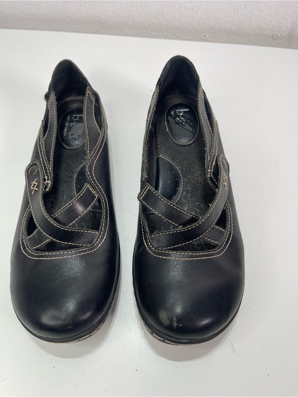 Born BOC Black Mary Jane Leather Shoes Women's 8 M Flats Comfort Slip On Preppy - Picture 2 of 8